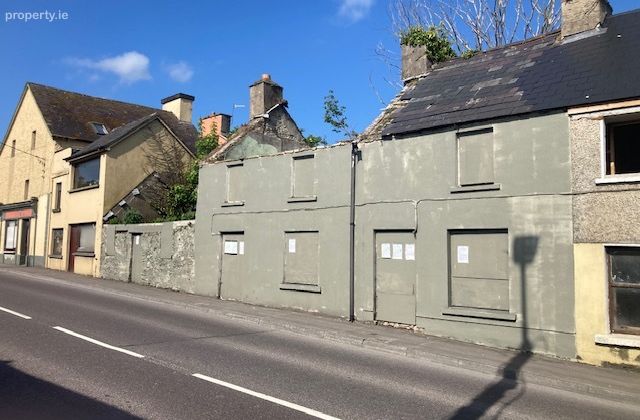 Castlemaine Road, Milltown, Co. Kerry - Click to view photos