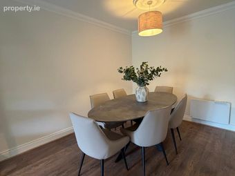 Pembroke Square, Grand Canal Dock, Dublin 4 - Image 4