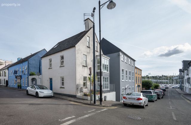 20 Lower O'connell Street, Kinsale, Kinsale, Co. Cork - Click to view photos