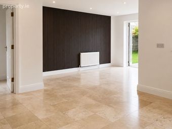 12 Bramble Lane, Castlelake, Carrigtwohill, Co. Cork - Image 4