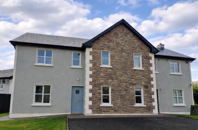 93 Tarmon Manor, Castlerea, Castlerea, Co. Roscommon - Click to view photos