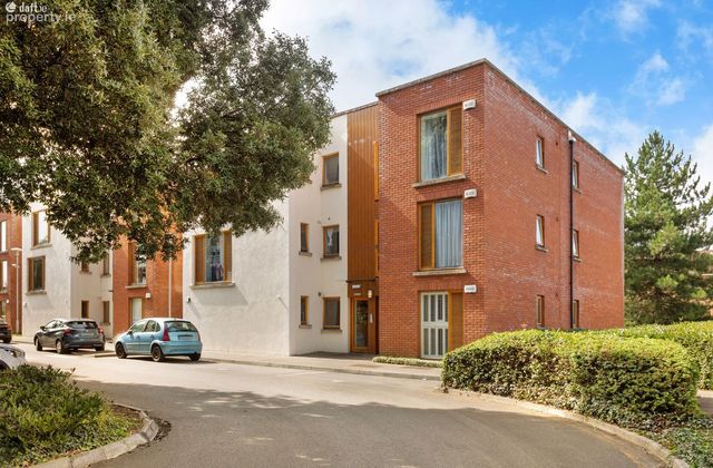 Apartment 30, Fort Ostman, Old County Road, Crumlin, Dublin 12 - Click to view photos