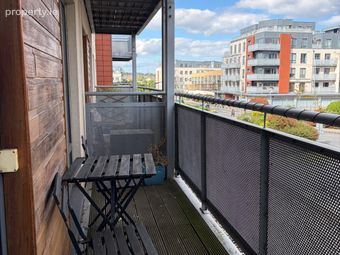 Apartment 2, Compass Court North, Lock-keepers Wal, Royal Canal Park, Dublin 15 - Image 4