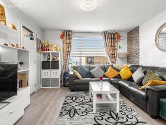 16 Rathborne Vale, Rathborne Park, Royal Canal Park, Dublin 15 - Image 3