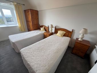 6 Fortlands, The Paddocks, Ardbrack, Summercove, Co. Cork - Image 2