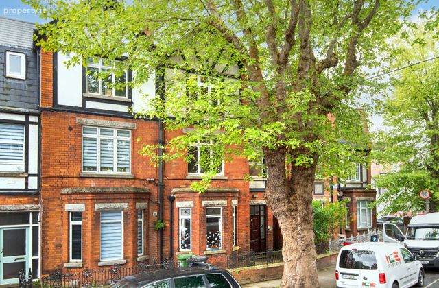 Flat 3, 3 Woodstock Gardens, Ranelagh, Dublin 6 - Click to view photos