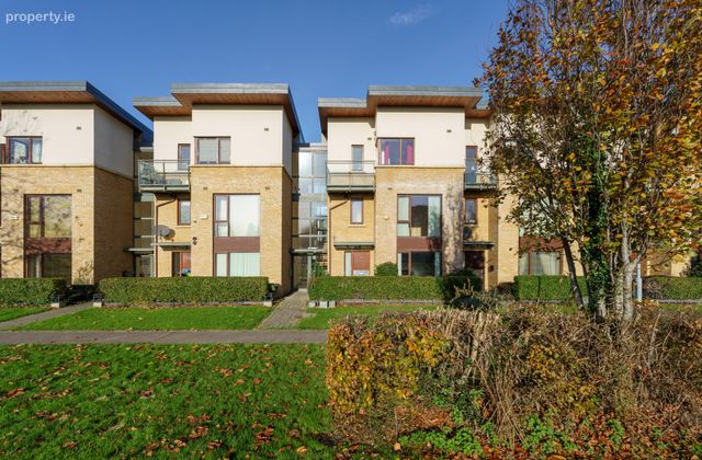 12 Castlegate Park, Adamstown, Co.dublin, Adamstown, Co. Dublin - Click to view photos