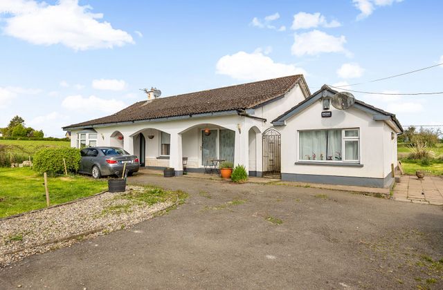 Drumlargan, Kilcock, Garadice, Co. Meath - Click to view photos