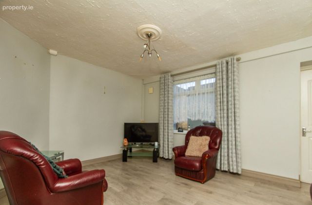 53 Ballyfermot Crescent, Dublin 10, Ballyfermot, Dublin 10 - Click to view photos