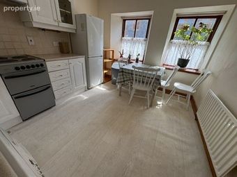 4 The Square, Lucan, Co. Dublin - Image 2