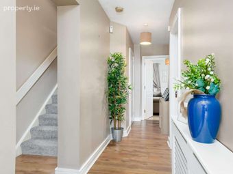 11 Rosse Court Avenue, Lucan, Co. Dublin, Lucan, Co. Dublin - Image 3