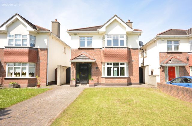 Mulberry Crescent, Castleknock, Dublin 15 - Click to view photos