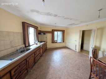 28 Mcdonagh Street, Nenagh, Co Tipperary, Nenagh, Co. Tipperary - Image 5