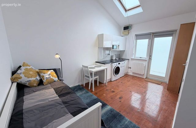 Vernon Avenue, Clontarf, Dublin 3, Clontarf, Dublin 3 - Click to view photos