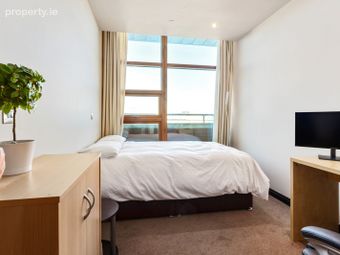 Apartment 706, Beacon One, Sandyford, Dublin 18 - Image 5