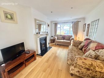 48 Auburn Drive, Castleknock, Dublin 15 - Image 2