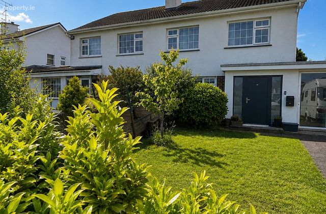 19 Black Acre, Tuam, Co. Galway - Click to view photos