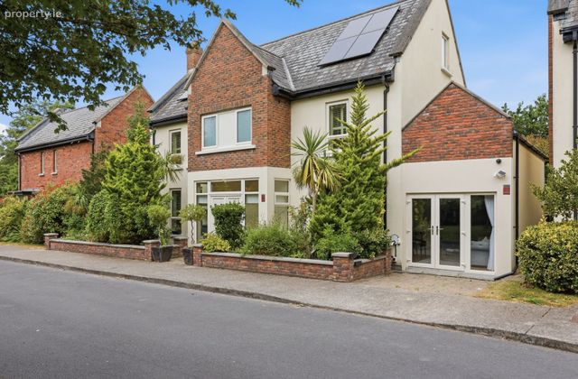 60 Redwood, Hollystown, Hollystown, Dublin 15 - Click to view photos