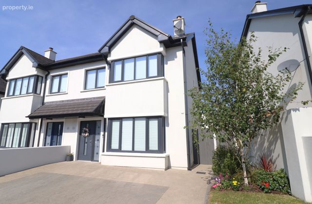 22 Dromkeen View, Innishannon, Co. Cork - Click to view photos