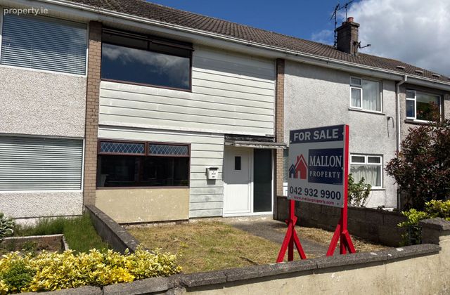 303 Greenacres, Avenue Road, Dundalk, Co. Louth - Click to view photos