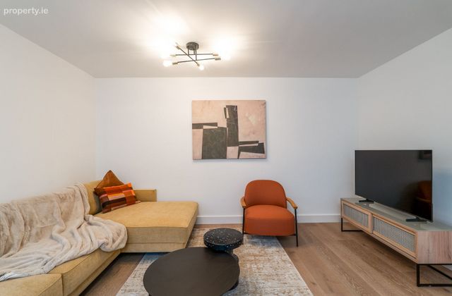 Apartment 4, Hadleigh Court, Ballsbridge, Dublin 4 - Click to view photos