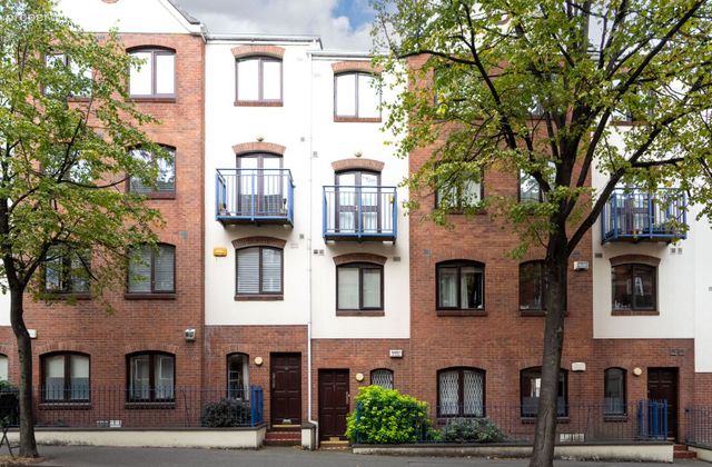 46 New Row Square, Dublin 8, Christchurch, Dublin 8 - Click to view photos
