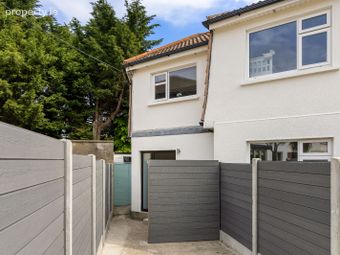 Villino Hillside, Dalkey, Dalkey, Co. Dublin - Image 2