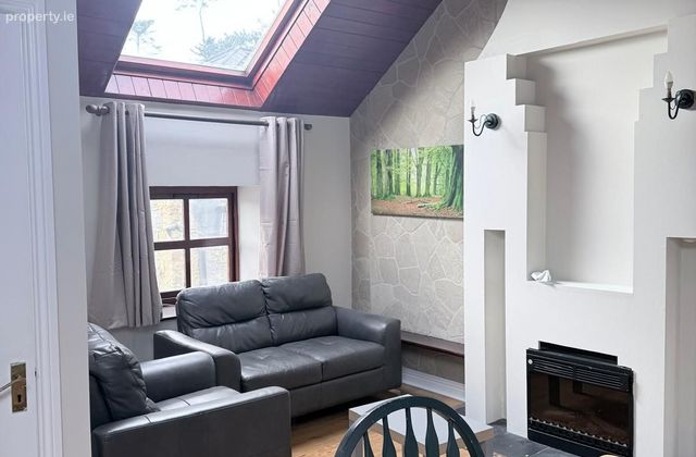 Apartment 6, The Courtyard Greenfield House, Mooneycooley, Maynooth, Maynooth, Co. Kildare - Click to view photos