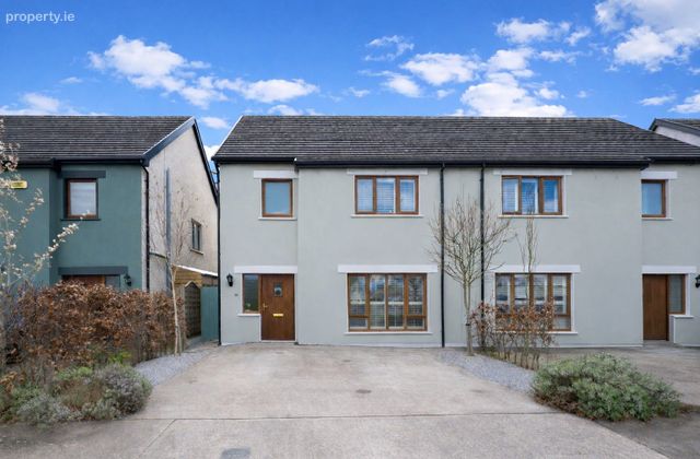 15 Woodview, Fionn Laoi, Ballincollig, Co. Cork - Click to view photos