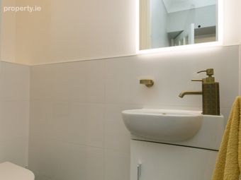 128 Lakelands Close, Stillorgan, Co Dublin, Stillorgan, Co. Dublin - Image 3