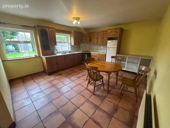 28 Orchard Drive, Donegal, Donegal Town, Co. Donegal - Image 4