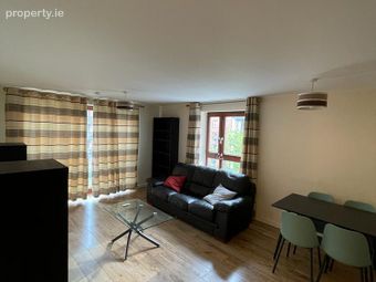 Apt 35, Block 2, Parklands, D09 E9e2, Santry, Dublin 9 - Image 3