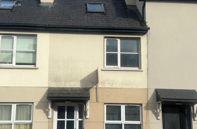 5 Egmont Court, Earl Street, Kanturk, Co. Cork - Click to view photos