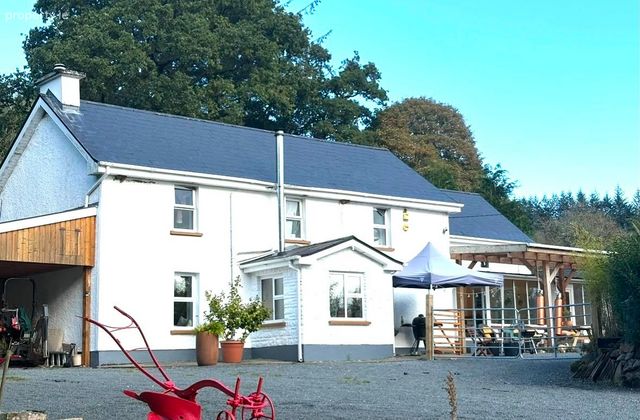 Mountain Lodge, Knockfune, Toor, Rearcross, Co. Tipperary - Click to view photos