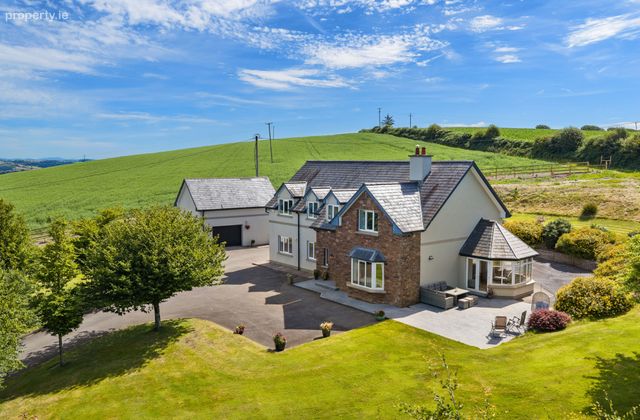 Dun Deada, Grange Hill, Ovens, Co Cork, Ovens, Co. Cork - Click to view photos