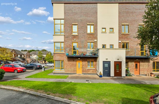 53 Park Grange, Grangerath, Drogheda, Co. Meath - Click to view photos