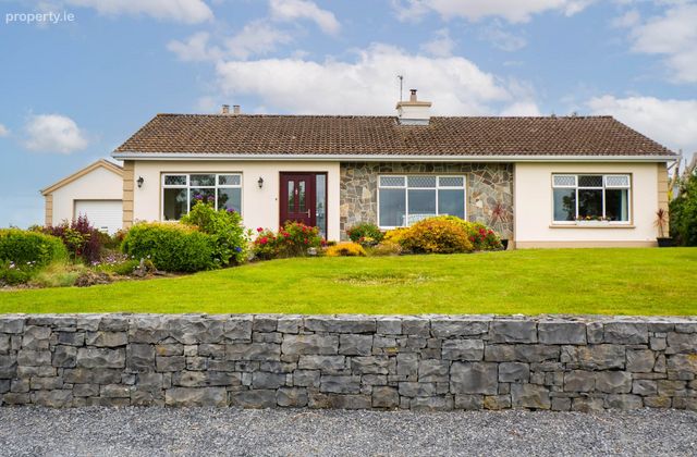 Inishmacatreer, Cross, Headford, Co. Galway, Headford, Co. Galway - Click to view photos