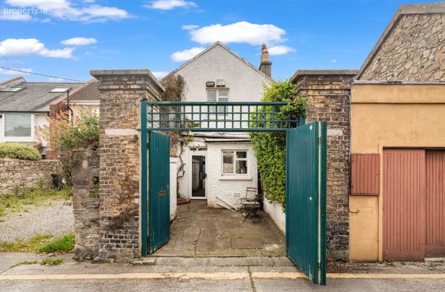 17 Heytesbury Lane, Dublin 4, Ballsbridge, Dublin 4 - Click to view photos
