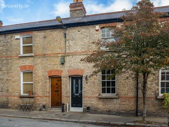 15 Warrenmount Place, South Circular Road, Dublin 8