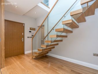 The Mews, Sandycove Close, Sandycove, Co. Dublin - Image 4