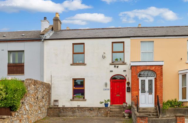Lynton, 5 Roseville Terrace, Dundrum, Dublin 14, Dundrum, Dublin 14 - Click to view photos