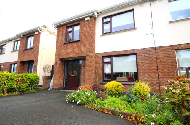 5 Templeroan Way, Rathfarnham, Knocklyon, Dublin 16 - Click to view photos