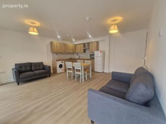 Apartment 8, Douglas Hall, Riverbank, Cork City Centre, Co. Cork - Image 2