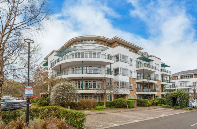 Apartment 51, Block 3, Seamount, Booterstown, Co. Dublin - Click to view photos