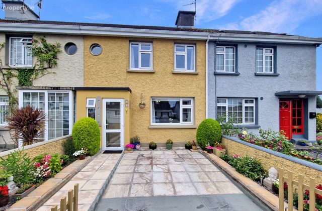 8 Marian Avenue, Ennis, Co. Clare, Ennis, Co. Clare - Click to view photos