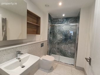 30 Shoreside Park, Sea Gardens, Bray, Co. Dublin, Bray, Co. Dublin - Image 2