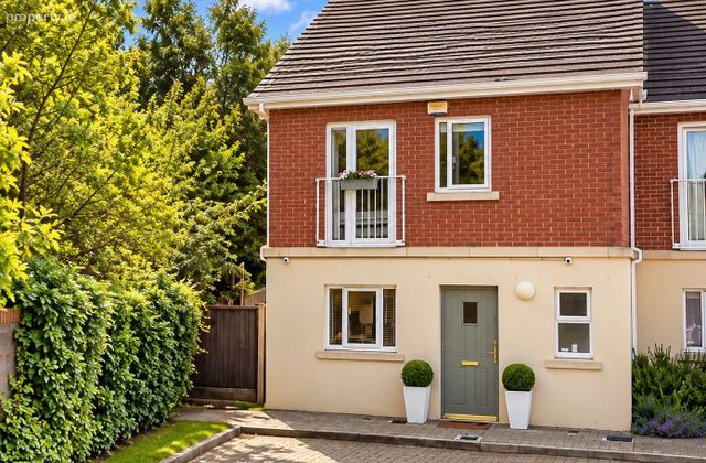 69 Grianan Fidh, Aikens Village, Sandyford, Dublin 18 - Click to view photos
