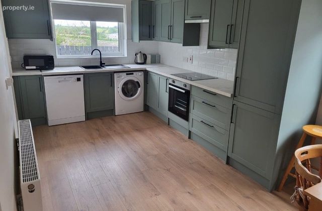 Carrick On Shannon, Carrick-on-Shannon, Co. Leitrim - Click to view photos