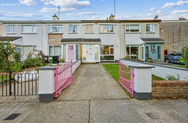 47 Chapel Lane, Ashley Grove, Swords, Co. Dublin - Click to view photos