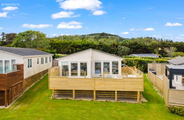 N3 Potters Point, Ballinacarrig, Brittas Bay, Co. Wicklow - Click to view photos